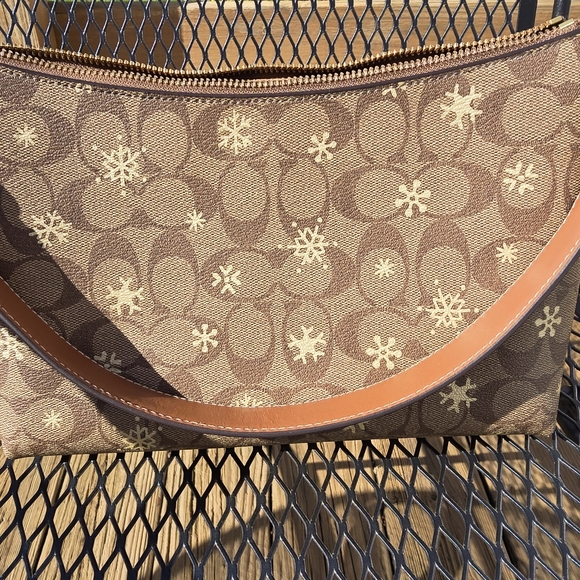 COACH Clara Shoulder Bag In Signature Canvas Leather With Snowflake Print - Picture 10 of 11